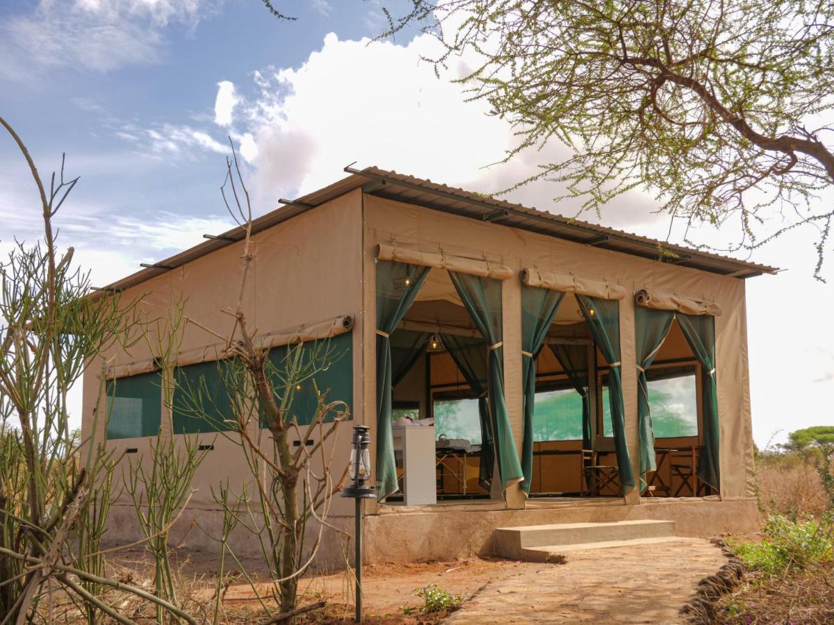 Tulia Amboseli Safari Camp Hotel Buitenkant foto