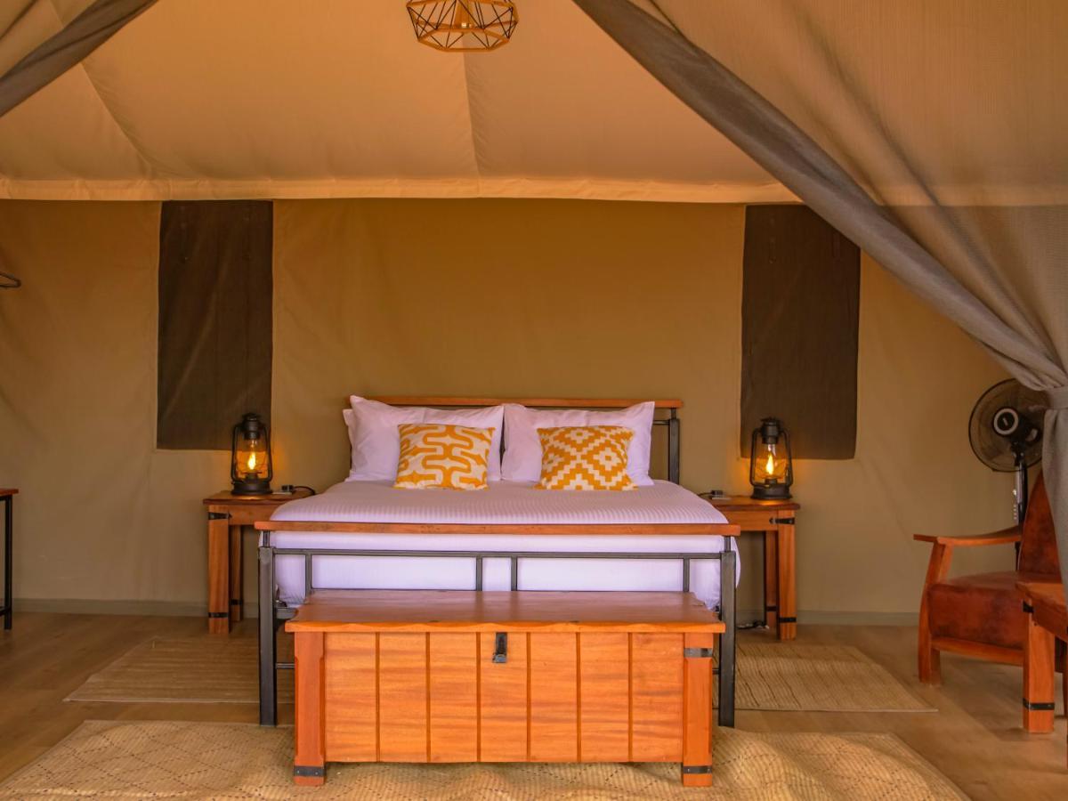 Tulia Amboseli Safari Camp Hotel Buitenkant foto