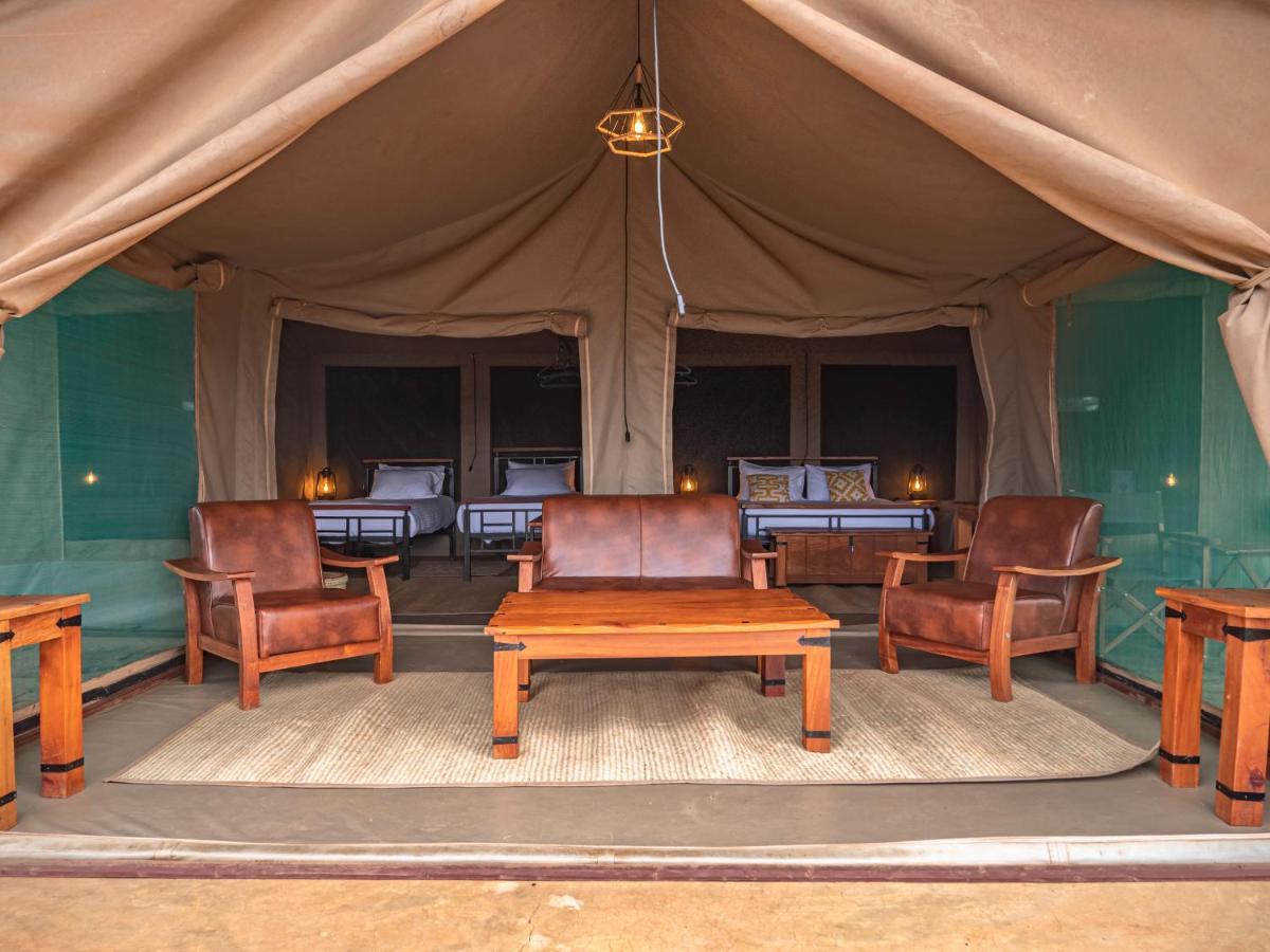 Tulia Amboseli Safari Camp Hotel Buitenkant foto
