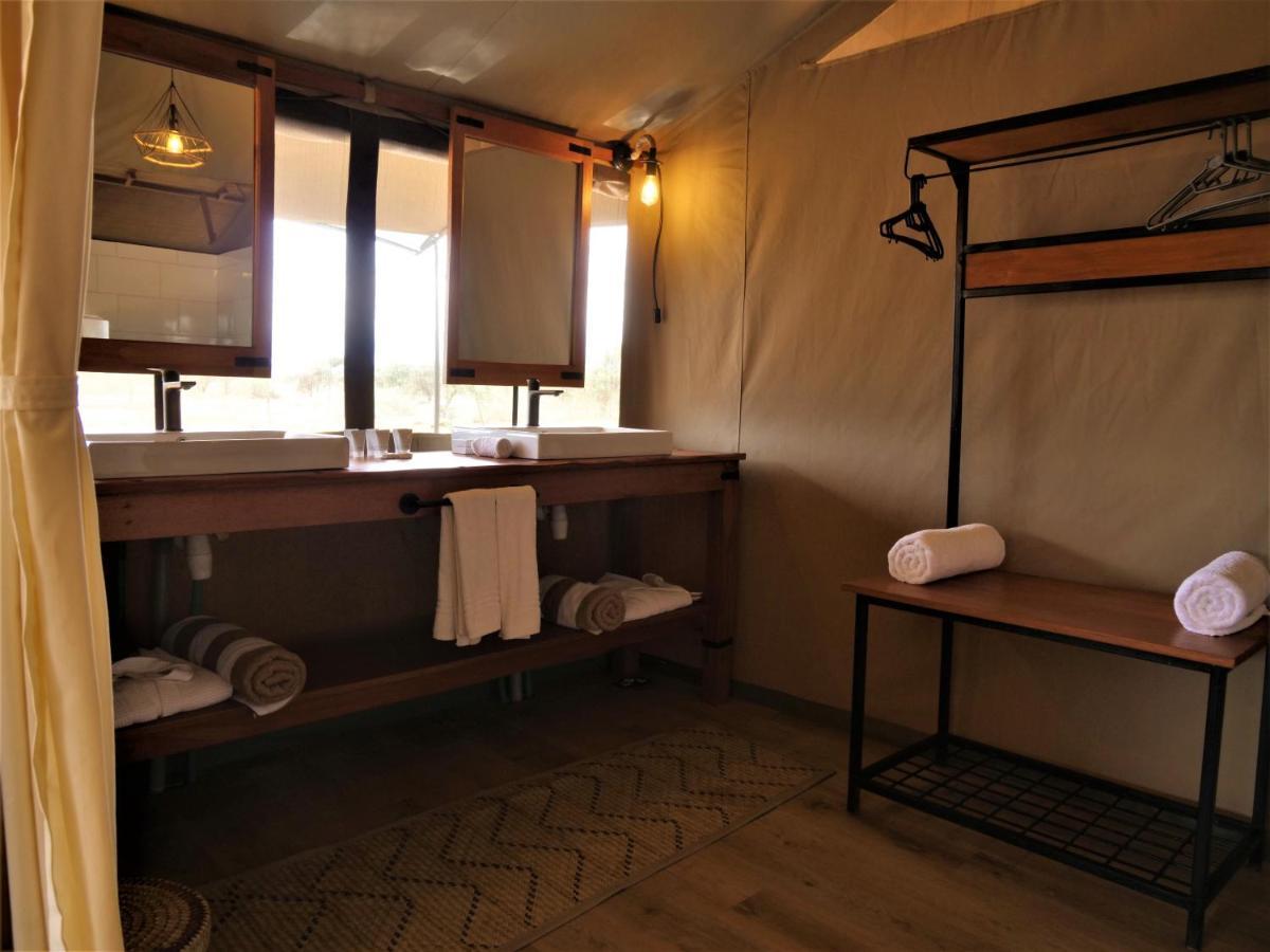 Tulia Amboseli Safari Camp Hotel Buitenkant foto