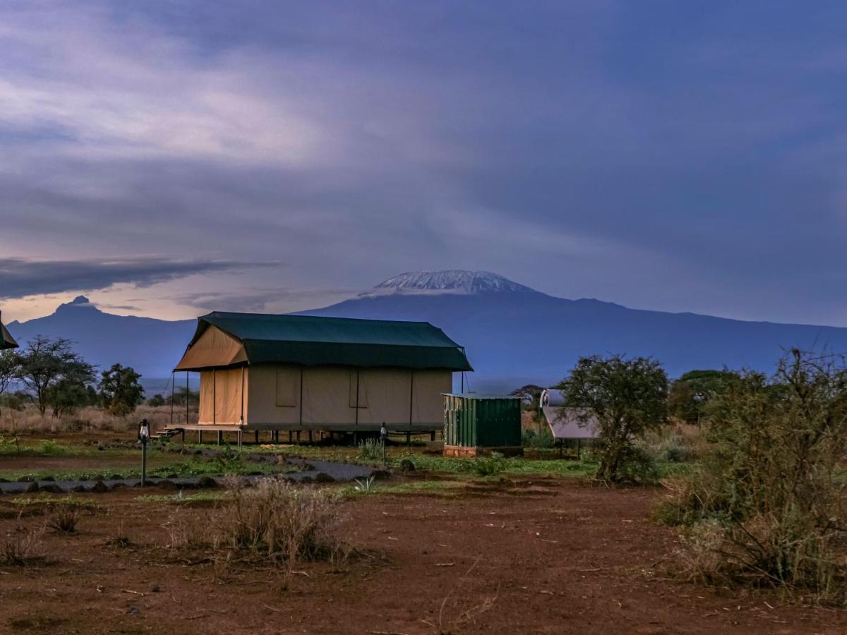 Tulia Amboseli Safari Camp Hotel Buitenkant foto