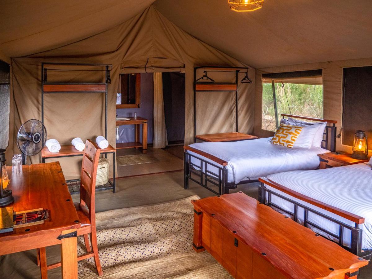 Tulia Amboseli Safari Camp Hotel Buitenkant foto