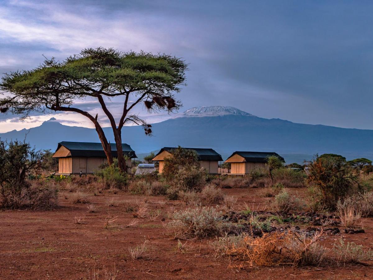 Tulia Amboseli Safari Camp Hotel Buitenkant foto