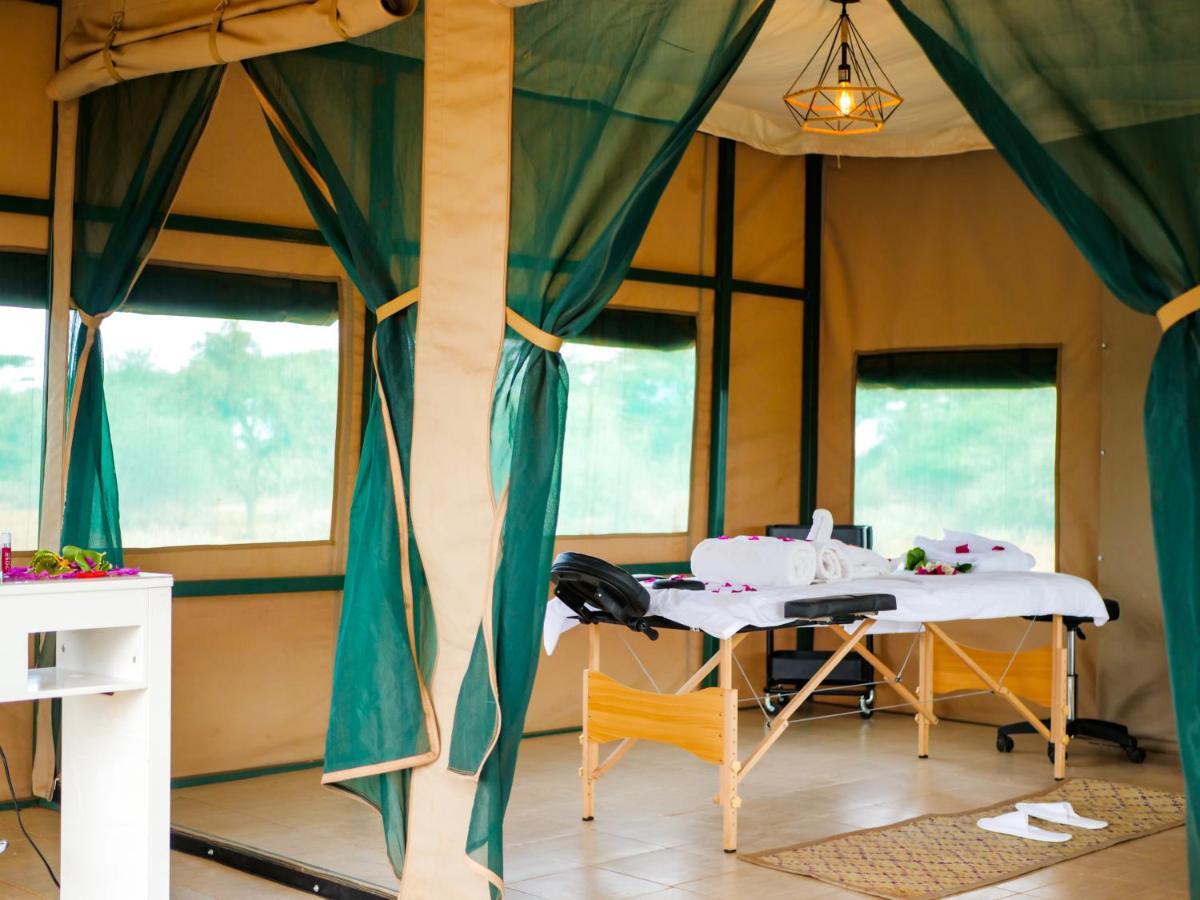 Tulia Amboseli Safari Camp Hotel Buitenkant foto