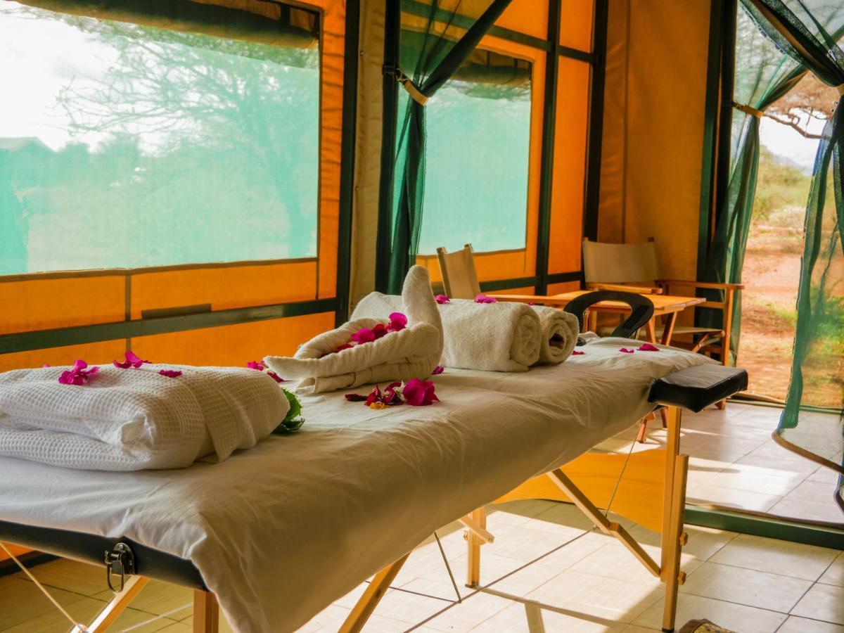 Tulia Amboseli Safari Camp Hotel Buitenkant foto